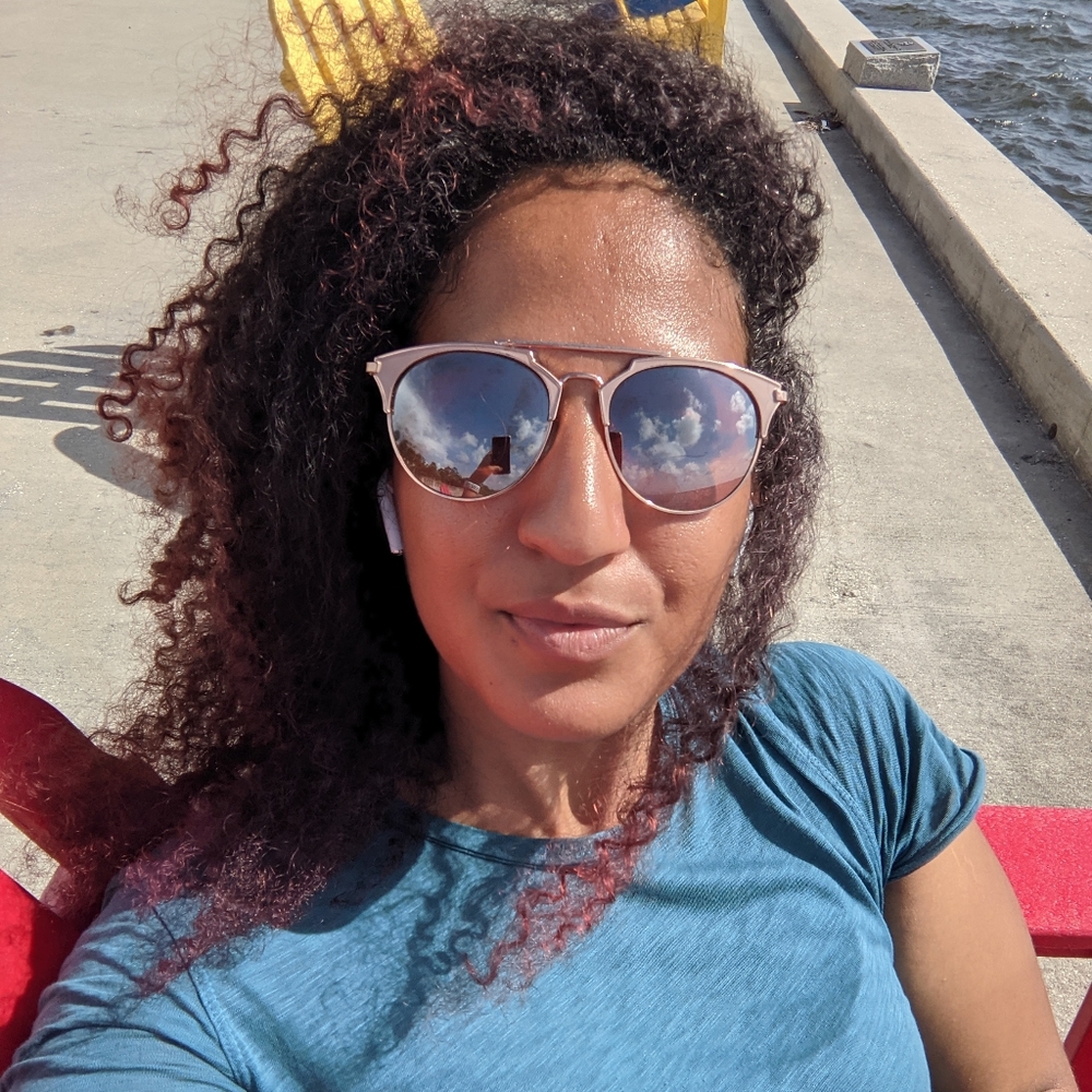 Meet Your Posher - Elora